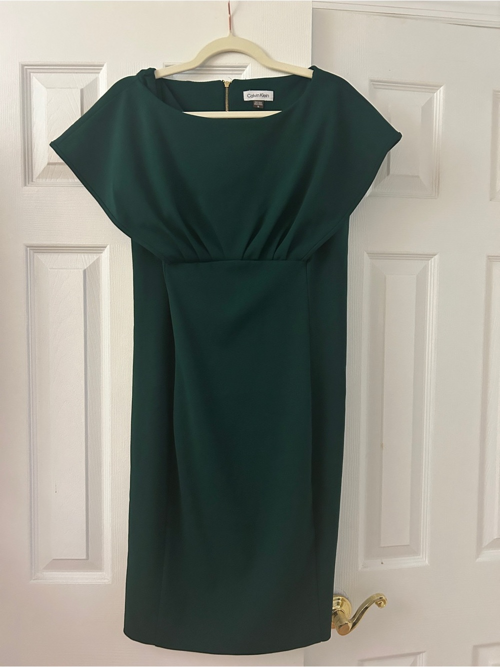 CALVIN KLEIN Forest Green Crepe Boat Neck Sheath Dress Size 12 Workwear